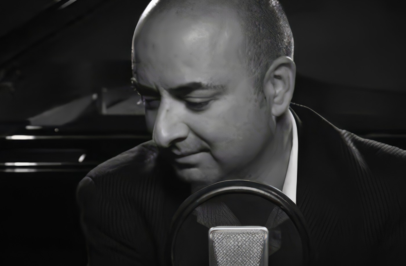 Mikhail Hallak al piano